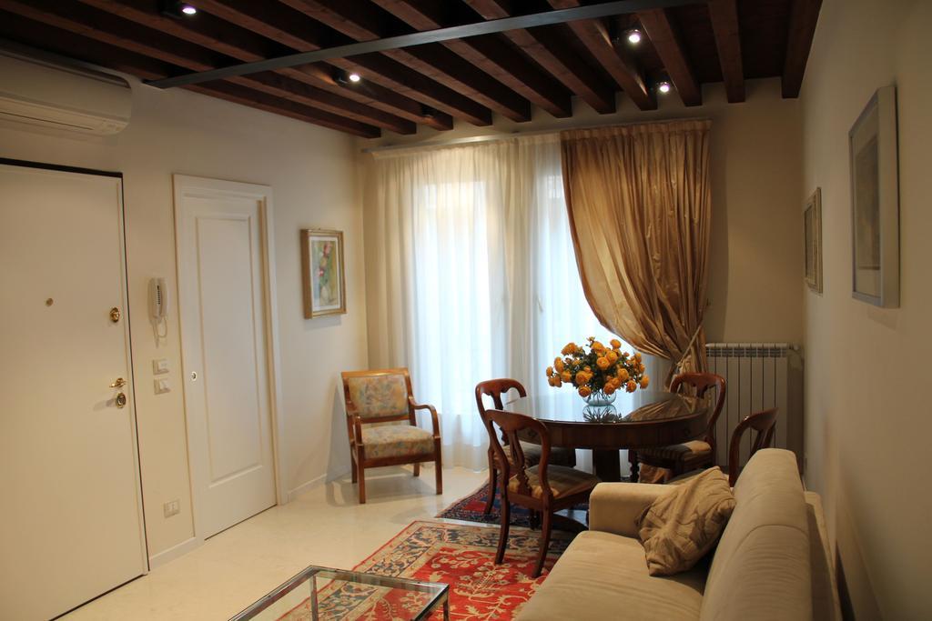 Sarai Apartments Benátky Pokoj fotografie